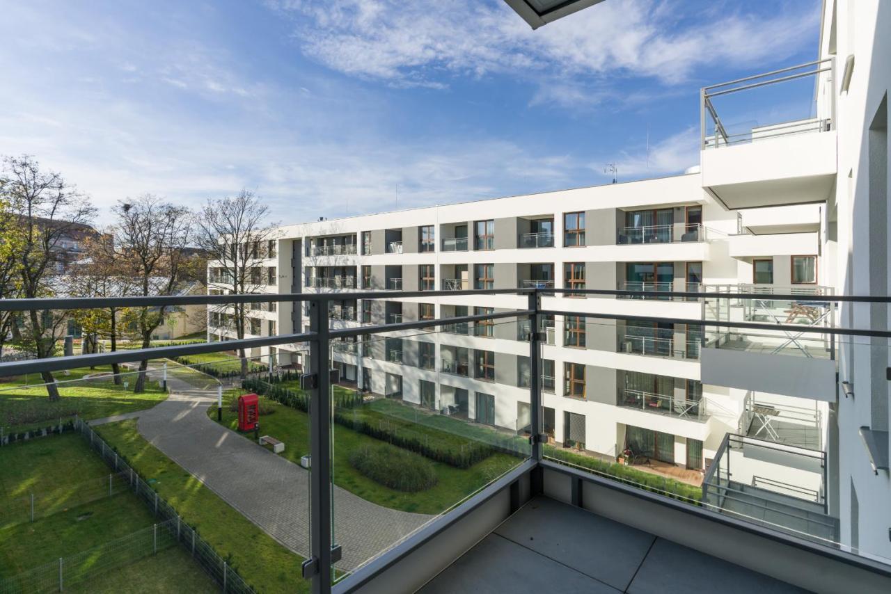 Bukowska 18 Mtp By Renters Apartment Posen